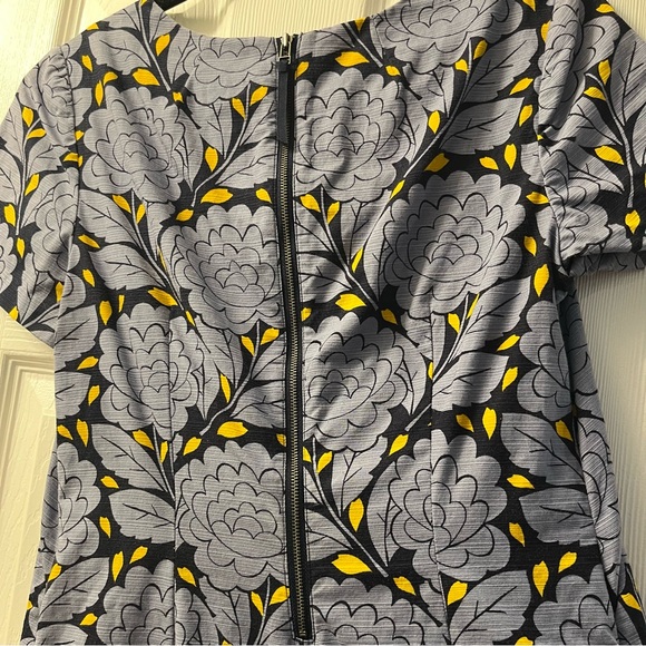 Boden Floral/Colorblock Afia Shift Dress, Size 4 - Picture 5 of 9